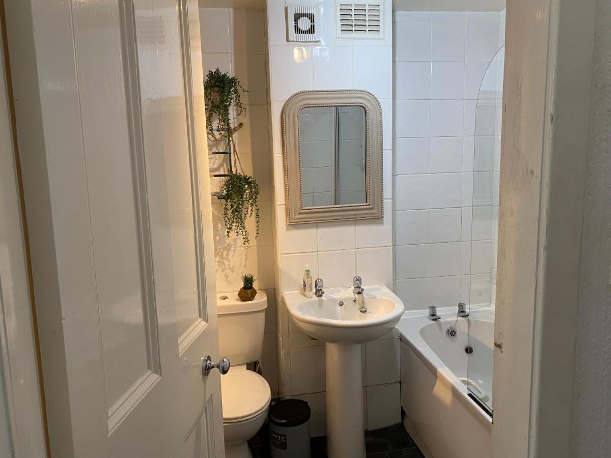 Captivating Apartment In Glasgow Westend Uk Eksteriør bilde